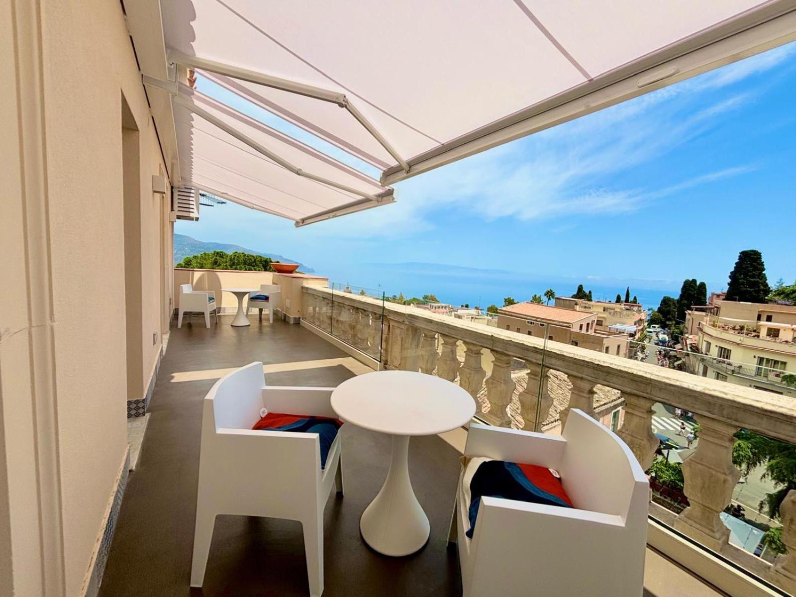 La Terrazza Di Porta Messina Hotel Taormina Exterior foto