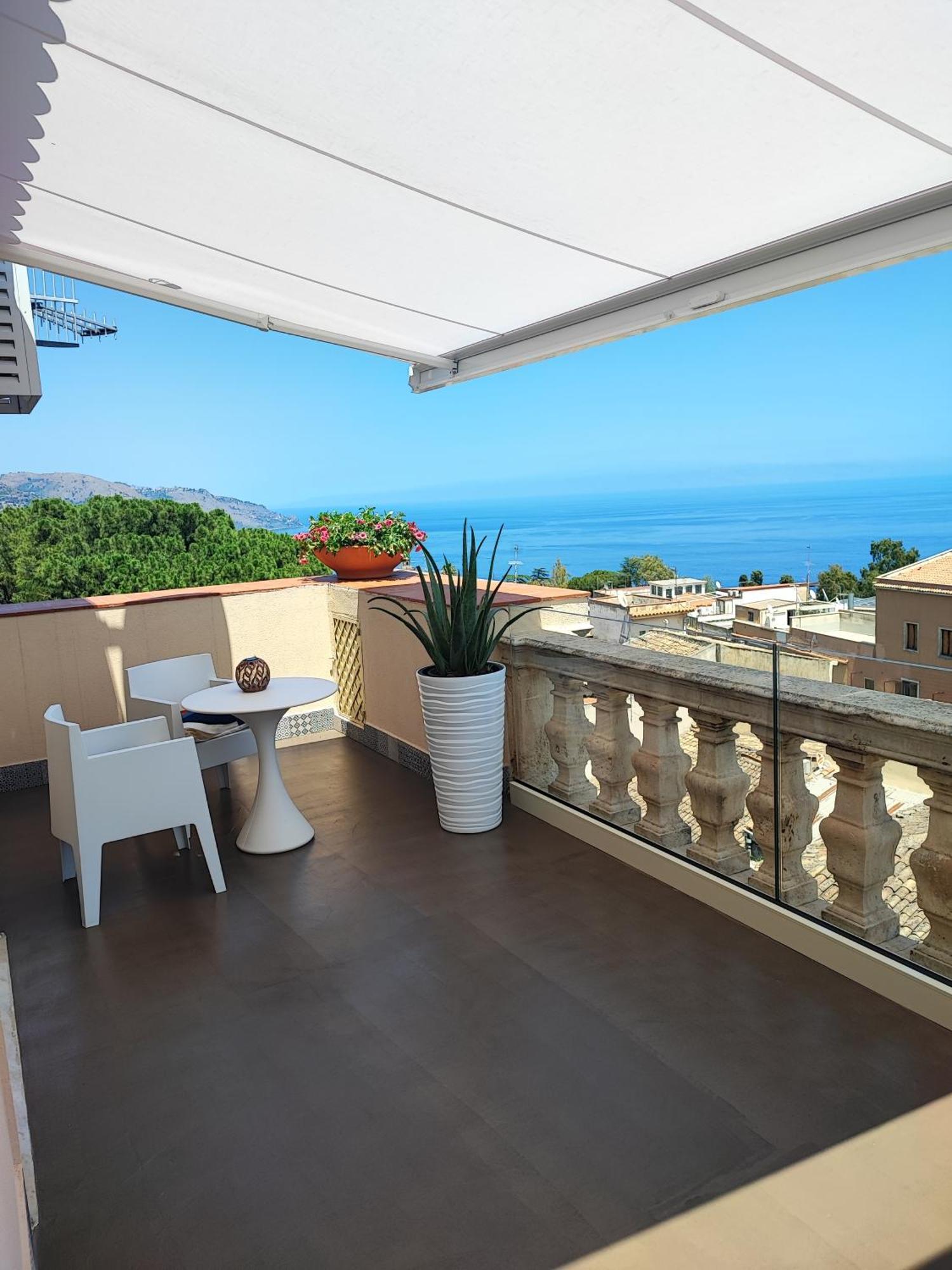 La Terrazza Di Porta Messina Hotel Taormina Exterior foto