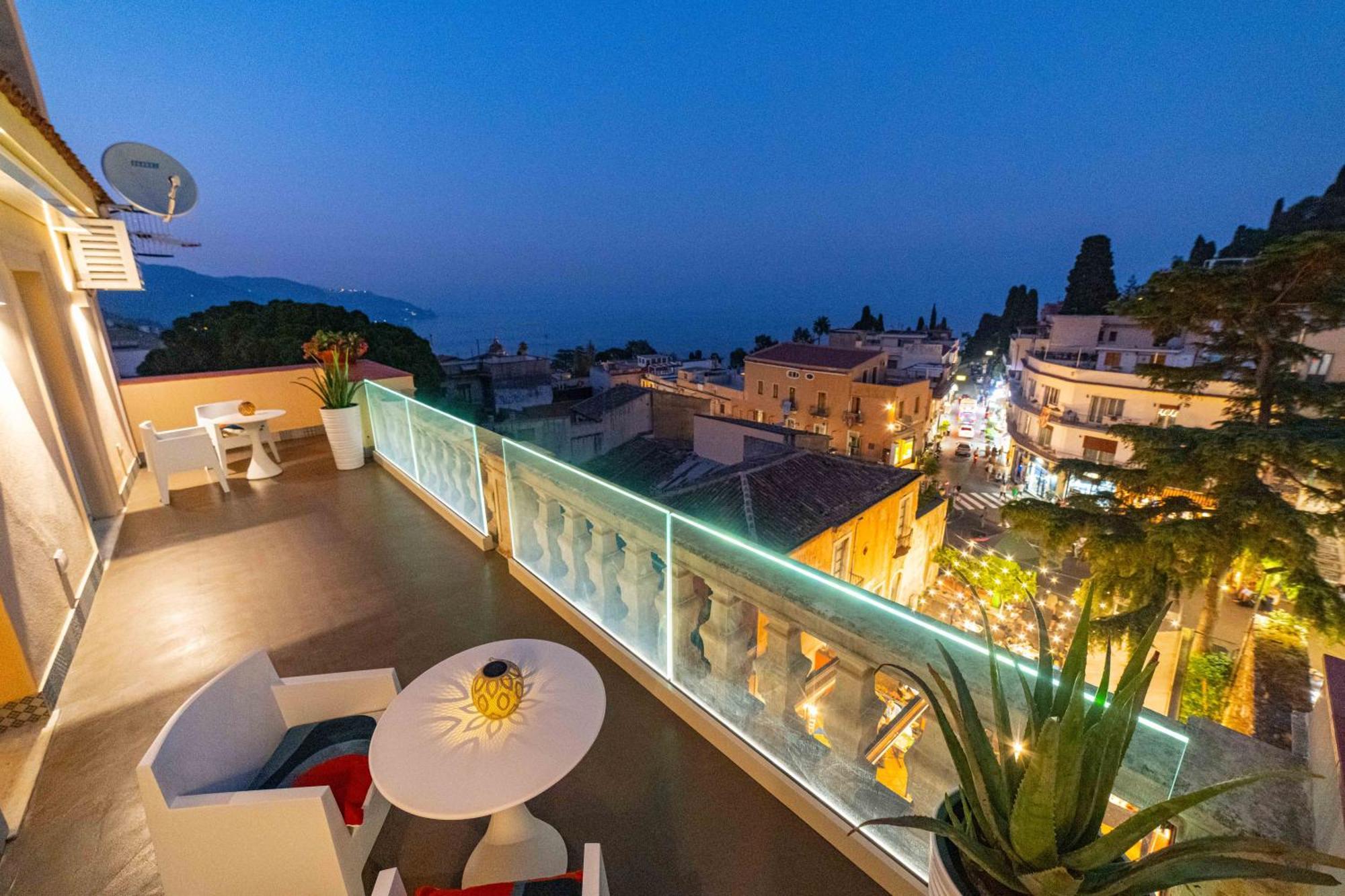 La Terrazza Di Porta Messina Hotel Taormina Exterior foto