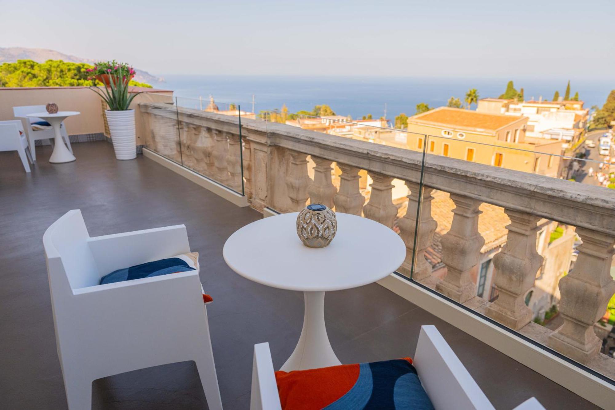 La Terrazza Di Porta Messina Hotel Taormina Exterior foto